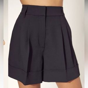 ARITZIA Wilfred Labyrinth Trouser Tailored Short, 3” inseam, Size 0